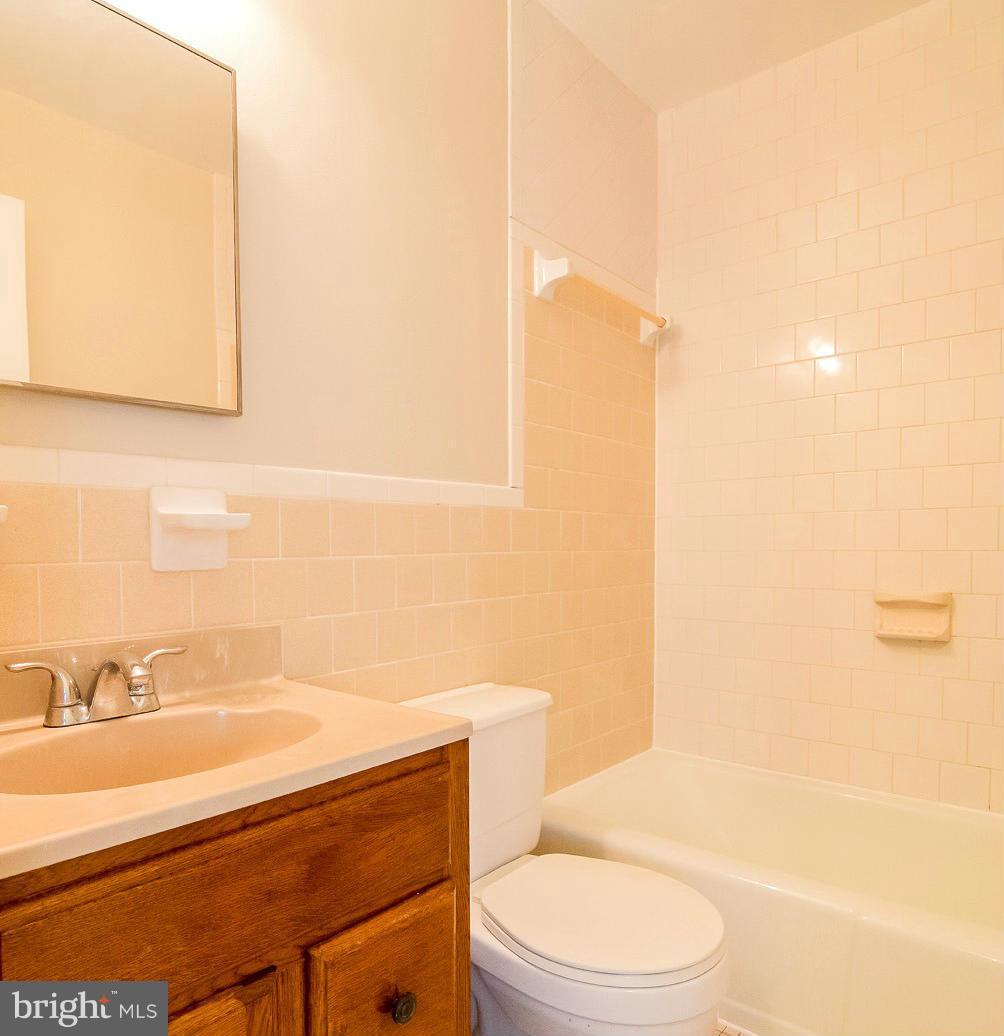 1919 Potomac Road Edgewater, MD 21037 - Photo 10 of 25 Bath