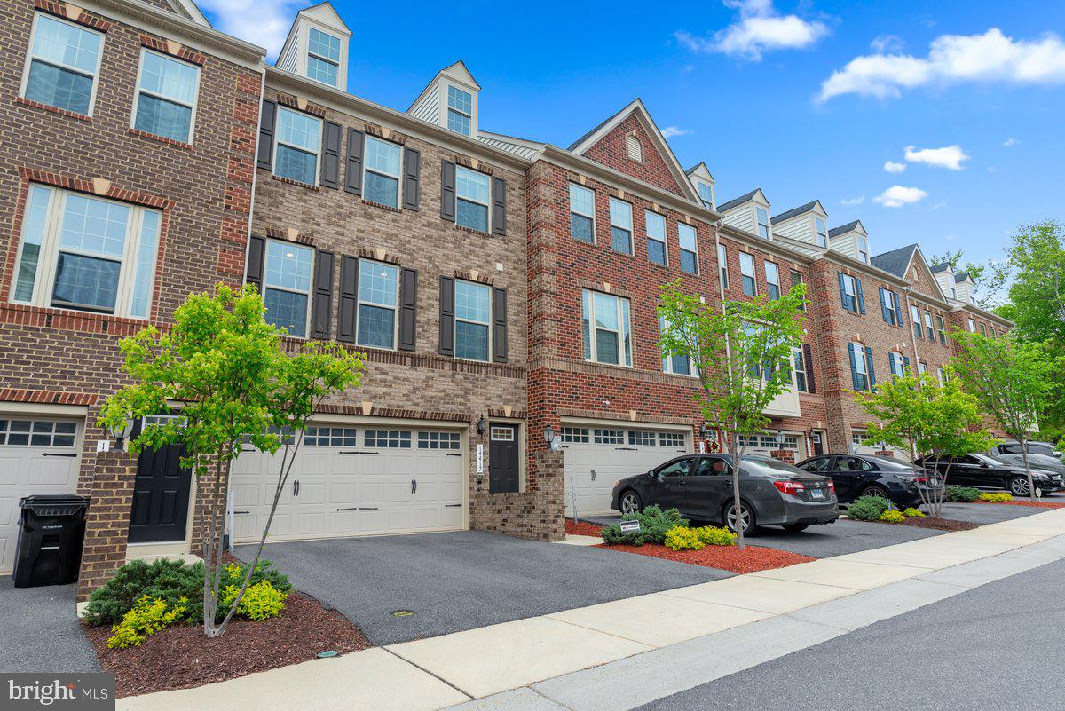 14417 Sandy Ridge Lane Laurel, MD 20707 - Photo 2 of 34 Gallery Image 2