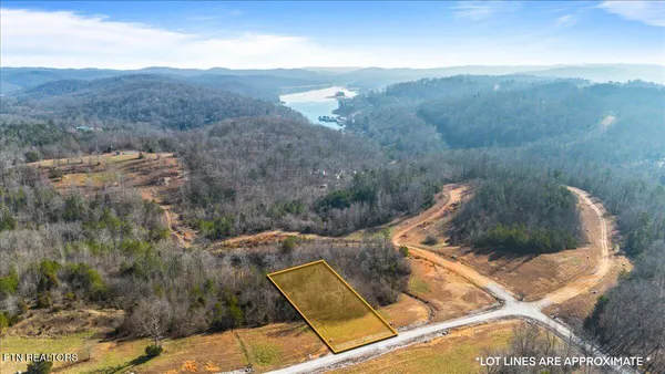 $9,900 | Lot 442 The Villages Ii, La Follette, TN 37766