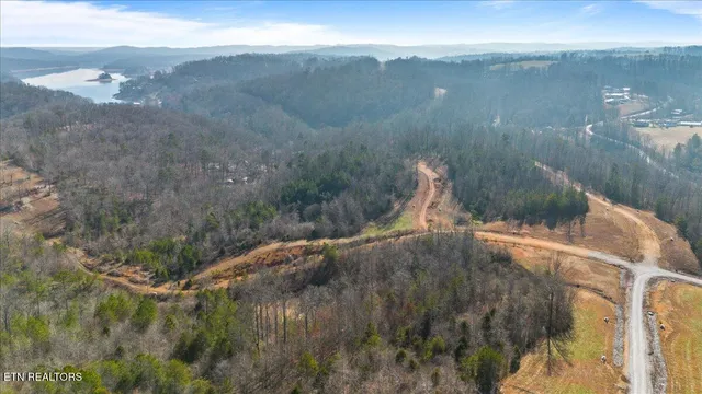 $9,900 | Lot 442 The Villages Ii, La Follette, TN 37766