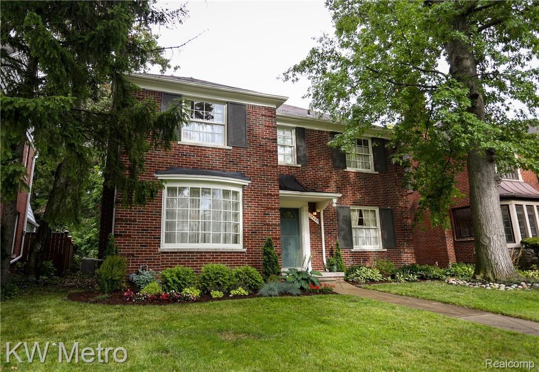 19590 Stratford Road Detroit, MI 48221 - Photo 37 of 38 Stratford-37.jpg