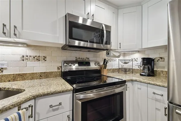 $174,900 | 36750 Highway 19, Unit 23110, Palm Harbor, FL 34684