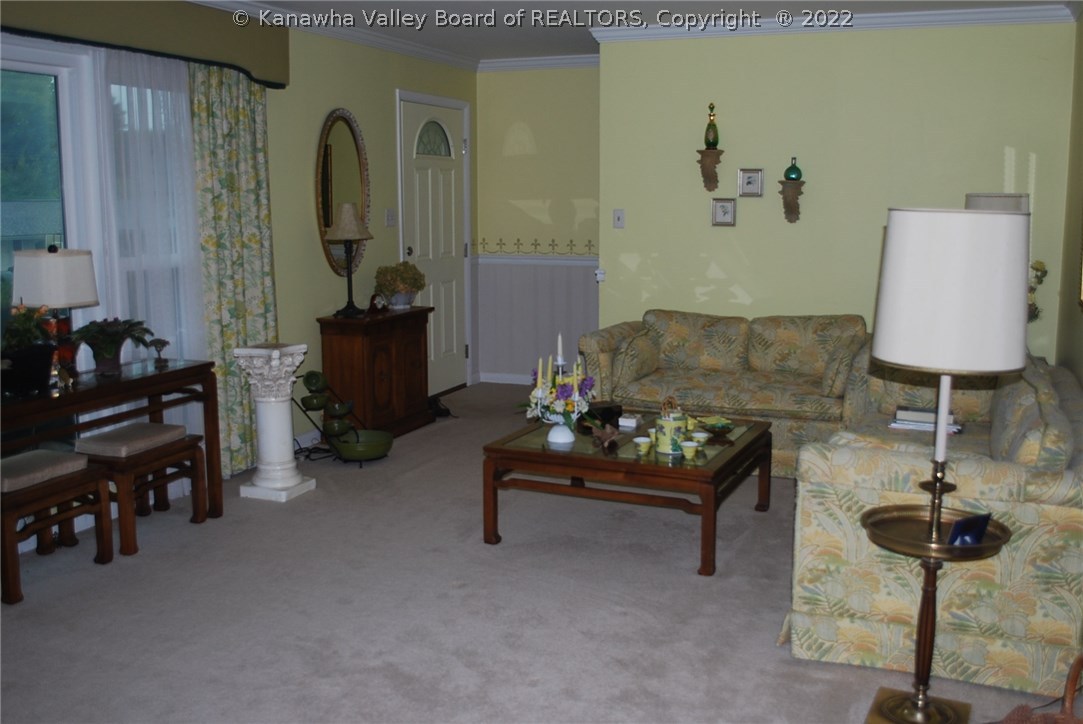 713 South Ritchie Avenue Ravenswood, WV 26164 - Photo 7 of 24 living room facing the front door
