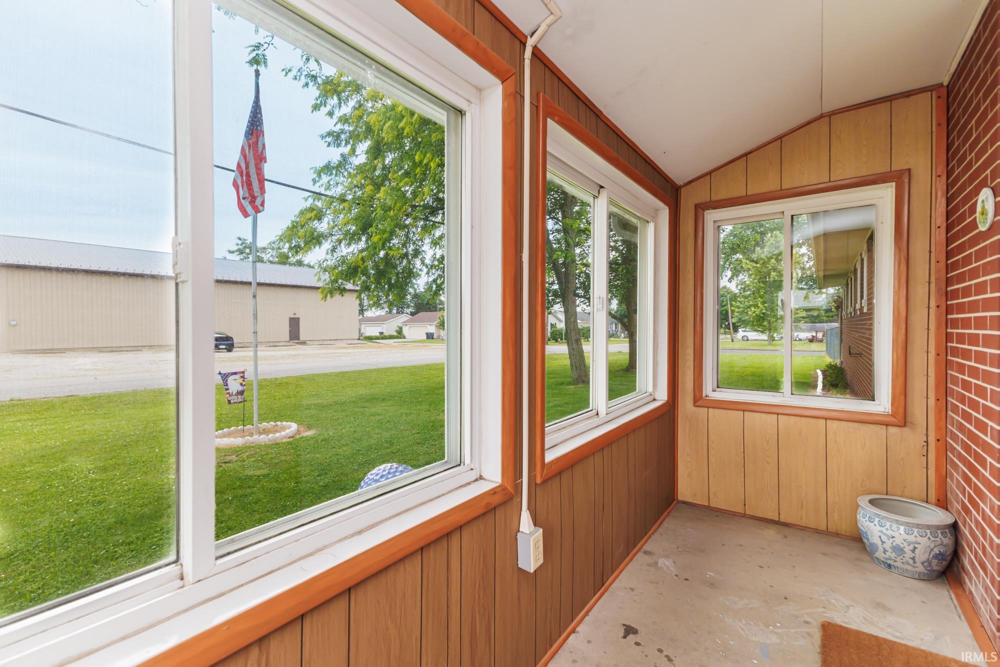 800 West High Street Redkey, IN 47373 - Photo 9 of 26