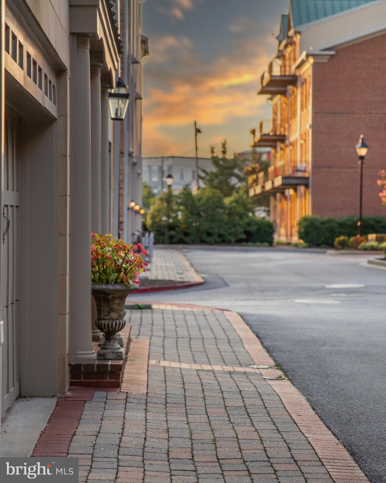 2325 Boston Street, Unit 2 Baltimore, MD 21224 - Photo 14 of 48 a view of a pathway both side of building