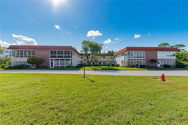 $1,950 | 1225 Northwest 21st Street, Unit 8815, Stuart, FL 34994