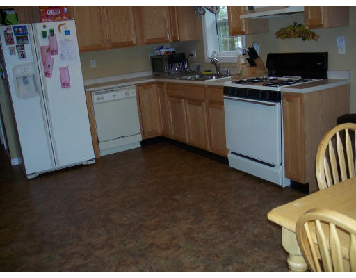 340 Marion Road Wareham, MA 02571 - Photo 5 of 10 Gallery Image 5