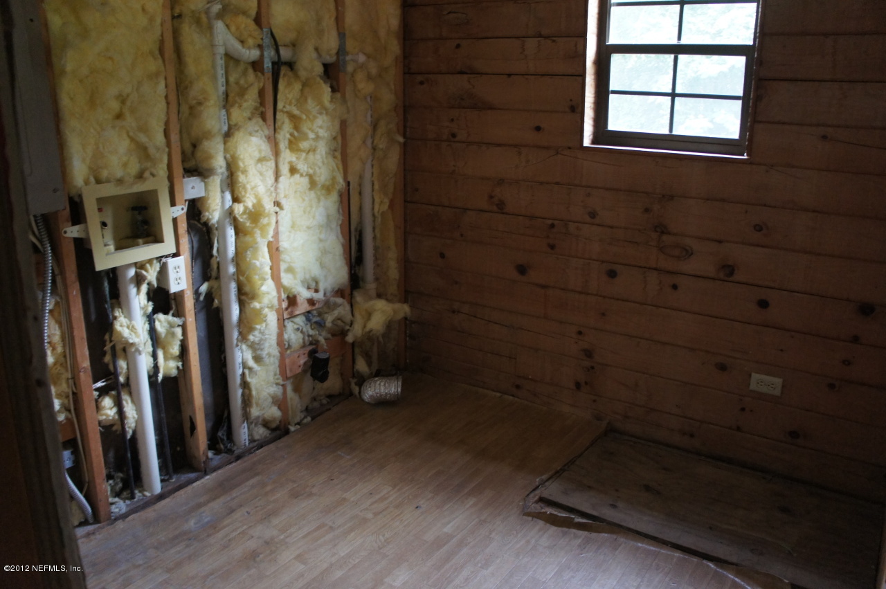 16212 Blyler Road Jacksonville, FL 32218 - Photo 19 of 20 Utility room