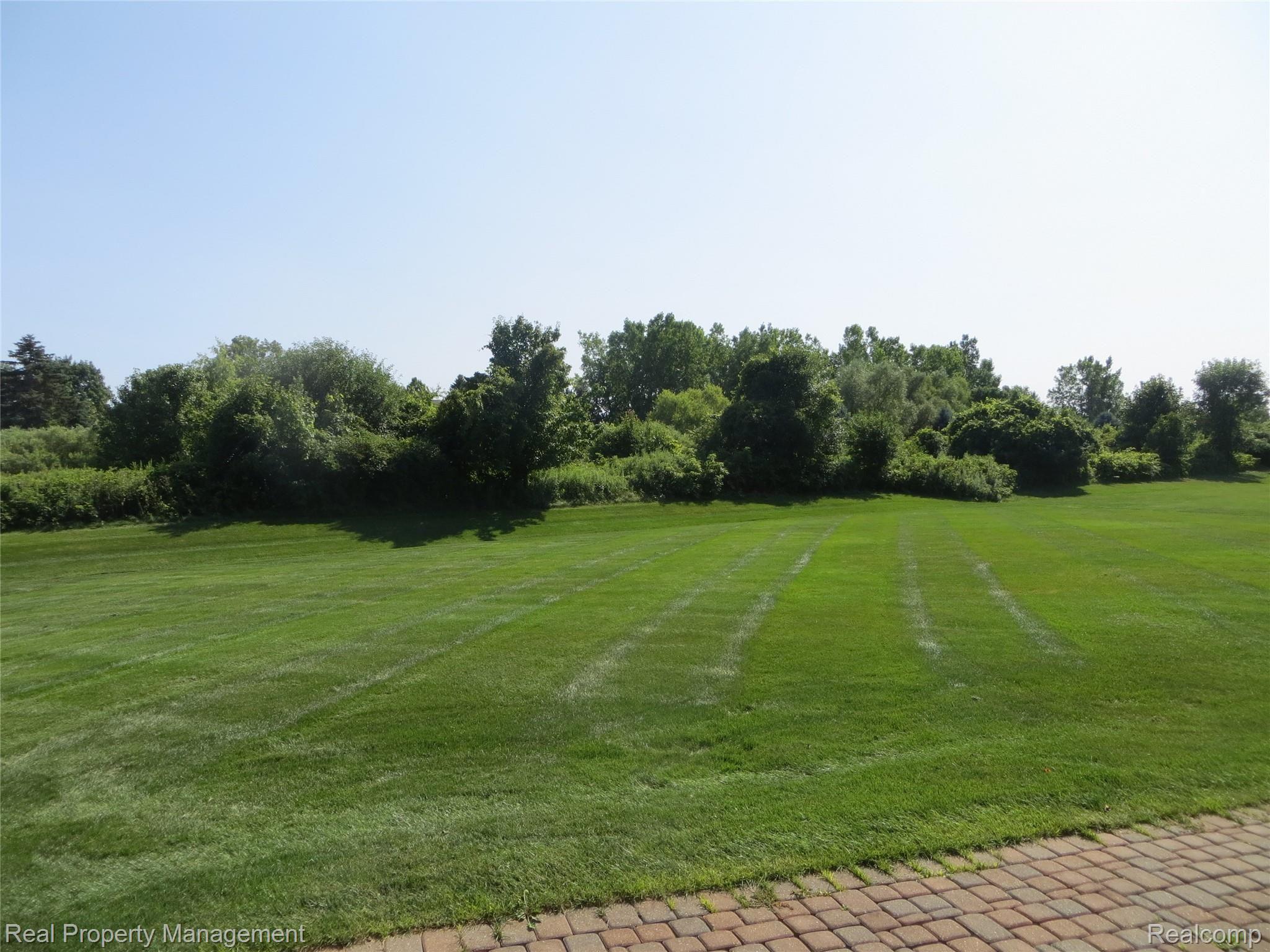 5650 Stonehaven Boulevard Rochester, MI 48306 - Photo 56 of 59 IMG_6669.JPG