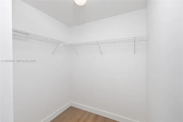 $4,800 | 7900 Harbor Island Drive, Unit 712, North Bay Village, FL 33141