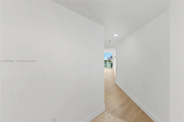 $4,800 | 7900 Harbor Island Drive, Unit 712, North Bay Village, FL 33141