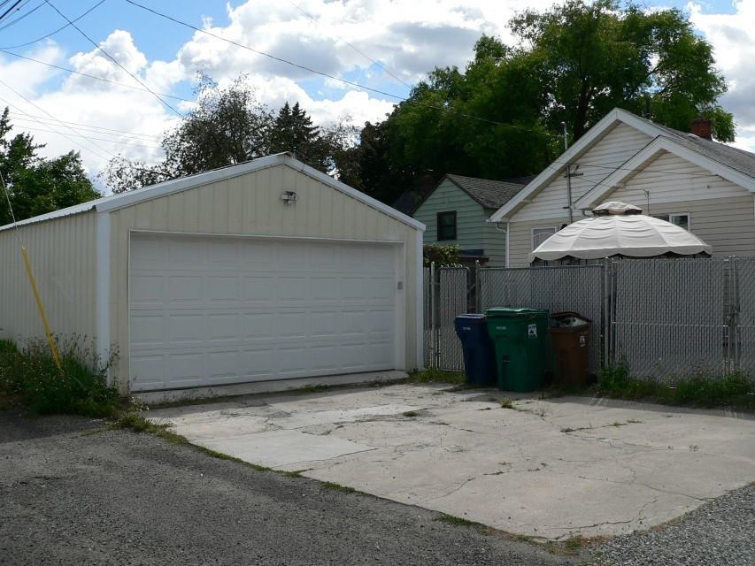 4914 North Madison Street Spokane, WA 99205 - Photo 4 of 25
