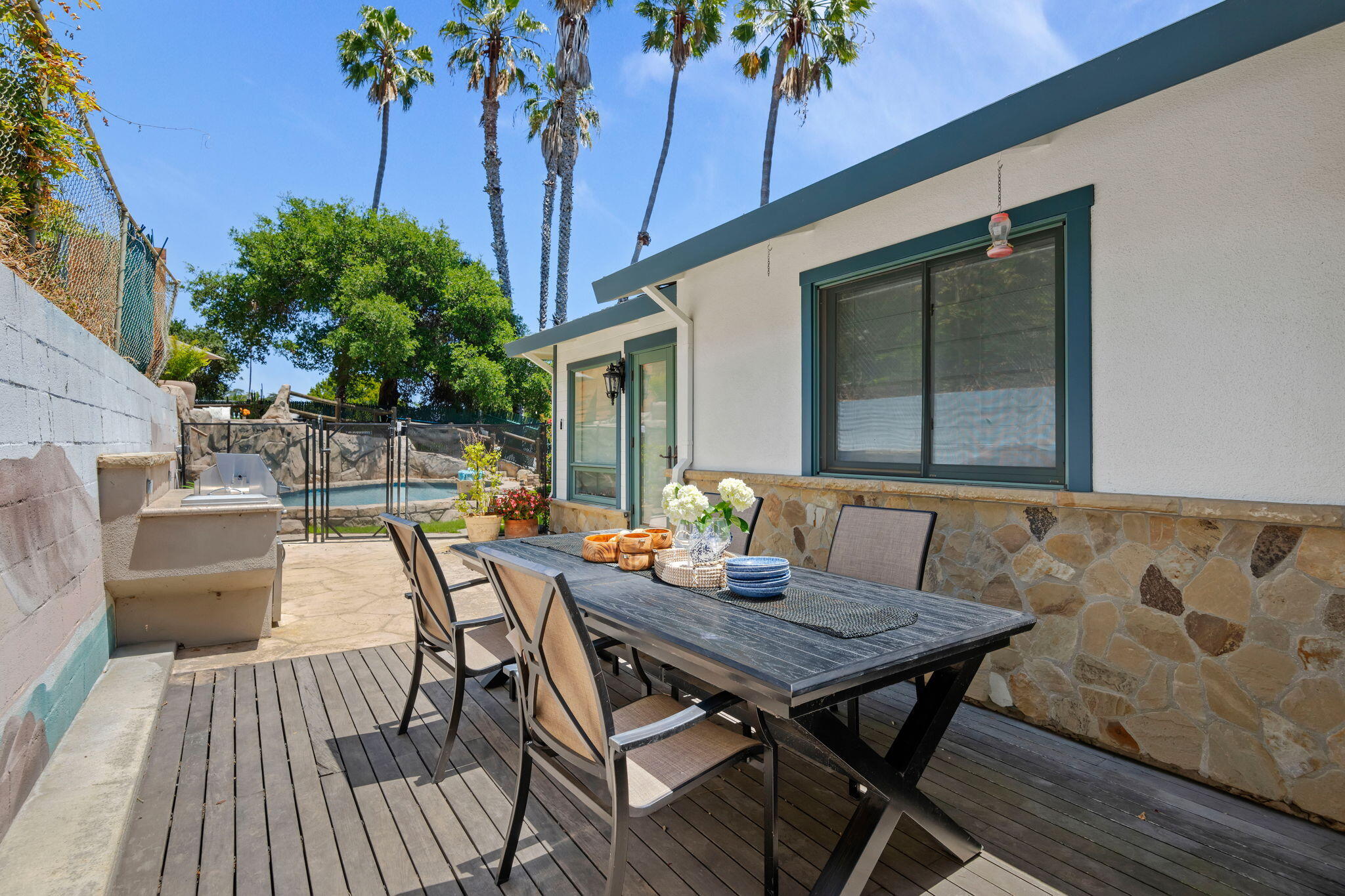 964 Garcia Road Santa Barbara, CA 93103 - Photo 11 of 48 16 - BBQ Patio