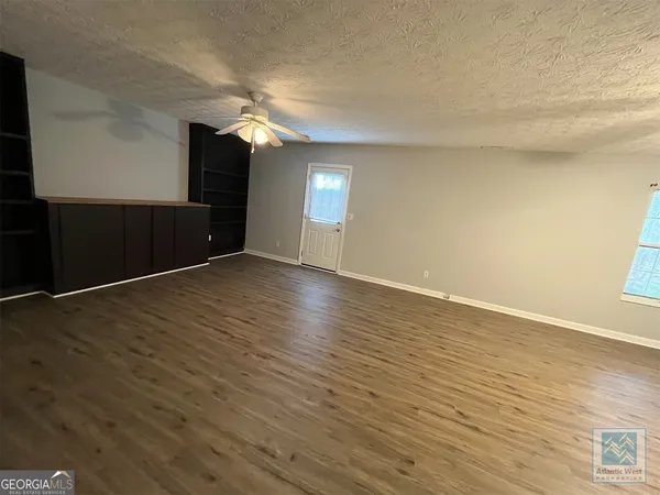 $2,300 | 865 Riverside Walk Crossing Northeast, Sugar Hill, GA 30518