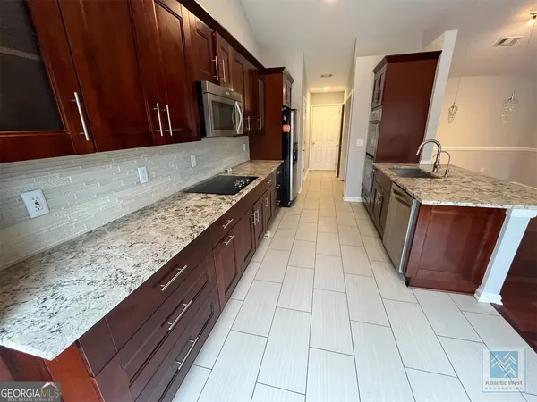 $2,300 | 865 Riverside Walk Crossing Northeast, Sugar Hill, GA 30518