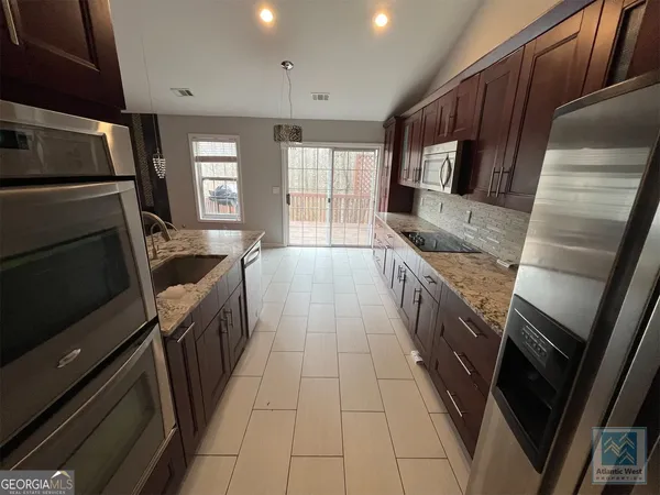 $2,300 | 865 Riverside Walk Crossing Northeast, Sugar Hill, GA 30518