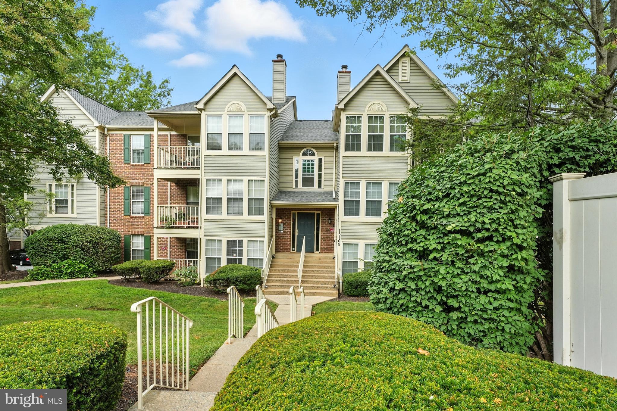 13109 Briarcliff Terrace, Unit 3305 Germantown, MD 20874 - Photo 1 of 30