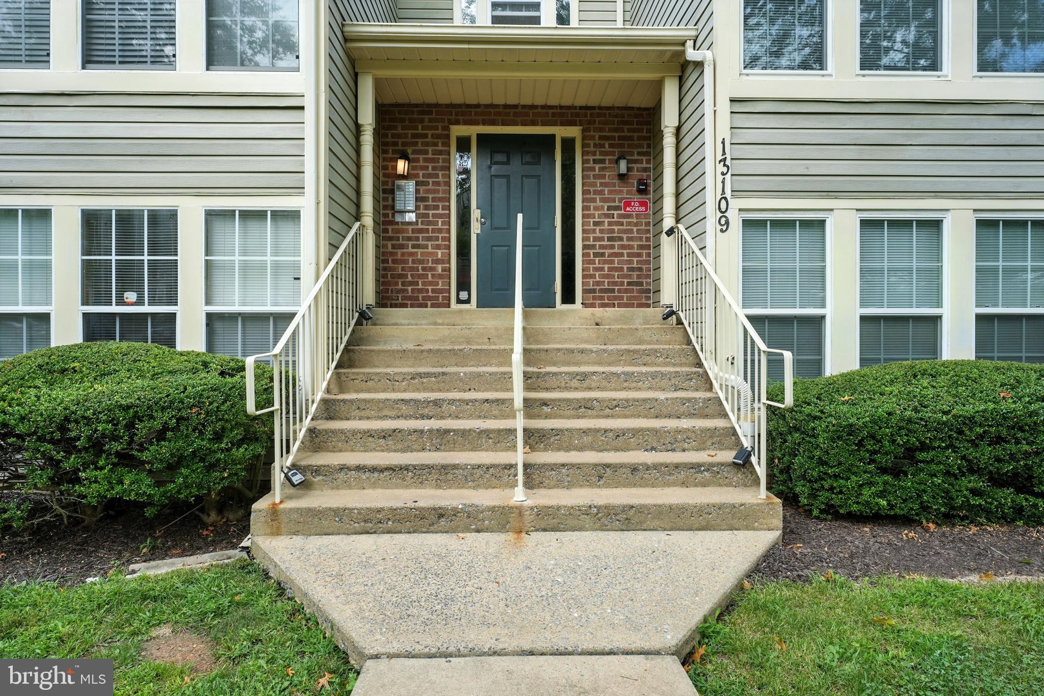 13109 Briarcliff Terrace, Unit 3305 Germantown, MD 20874 - Photo 3 of 30
