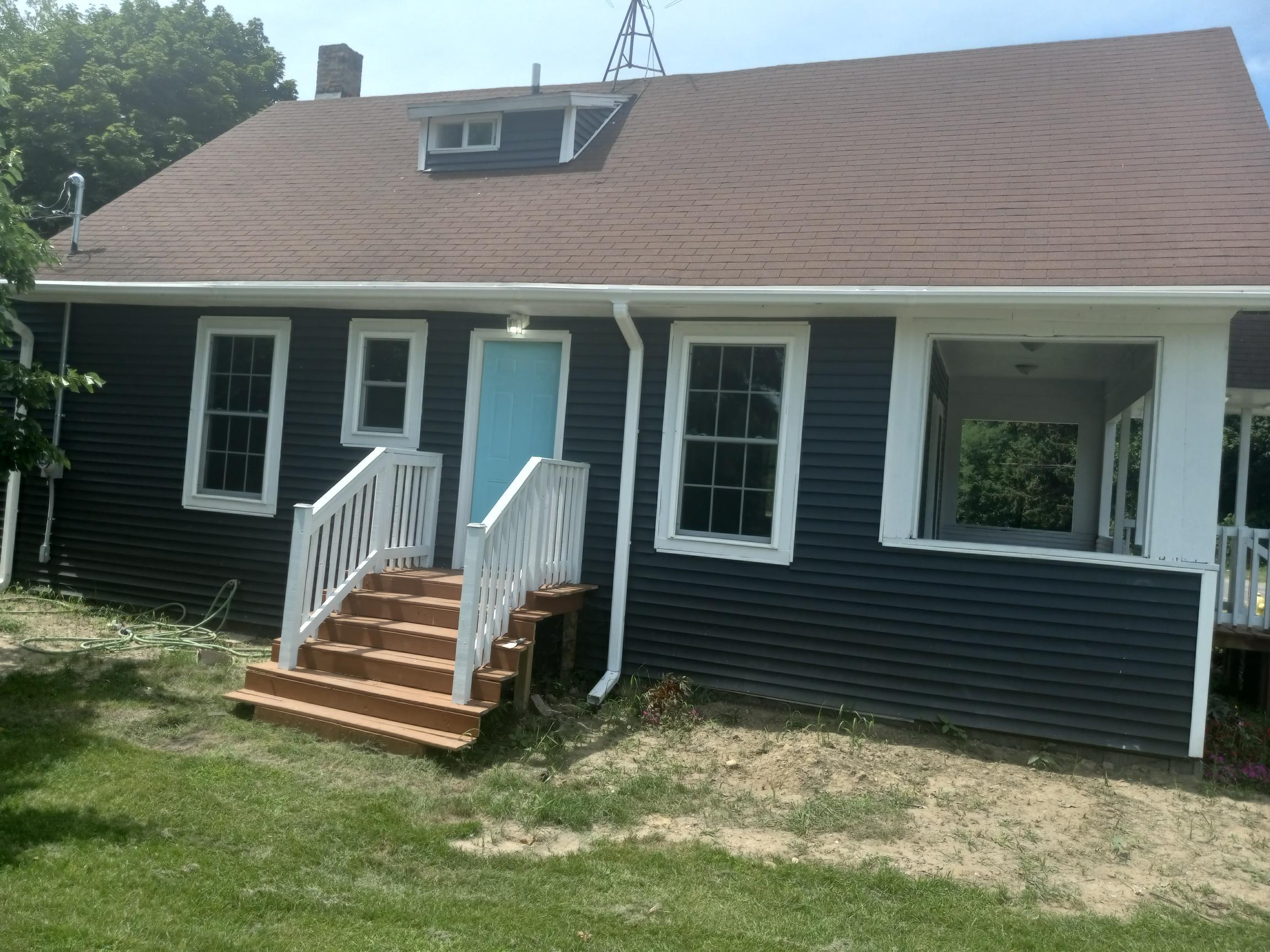 920 Territorial Road Benton Harbor, MI 49022 - Photo 2 of 21 20220802_133115