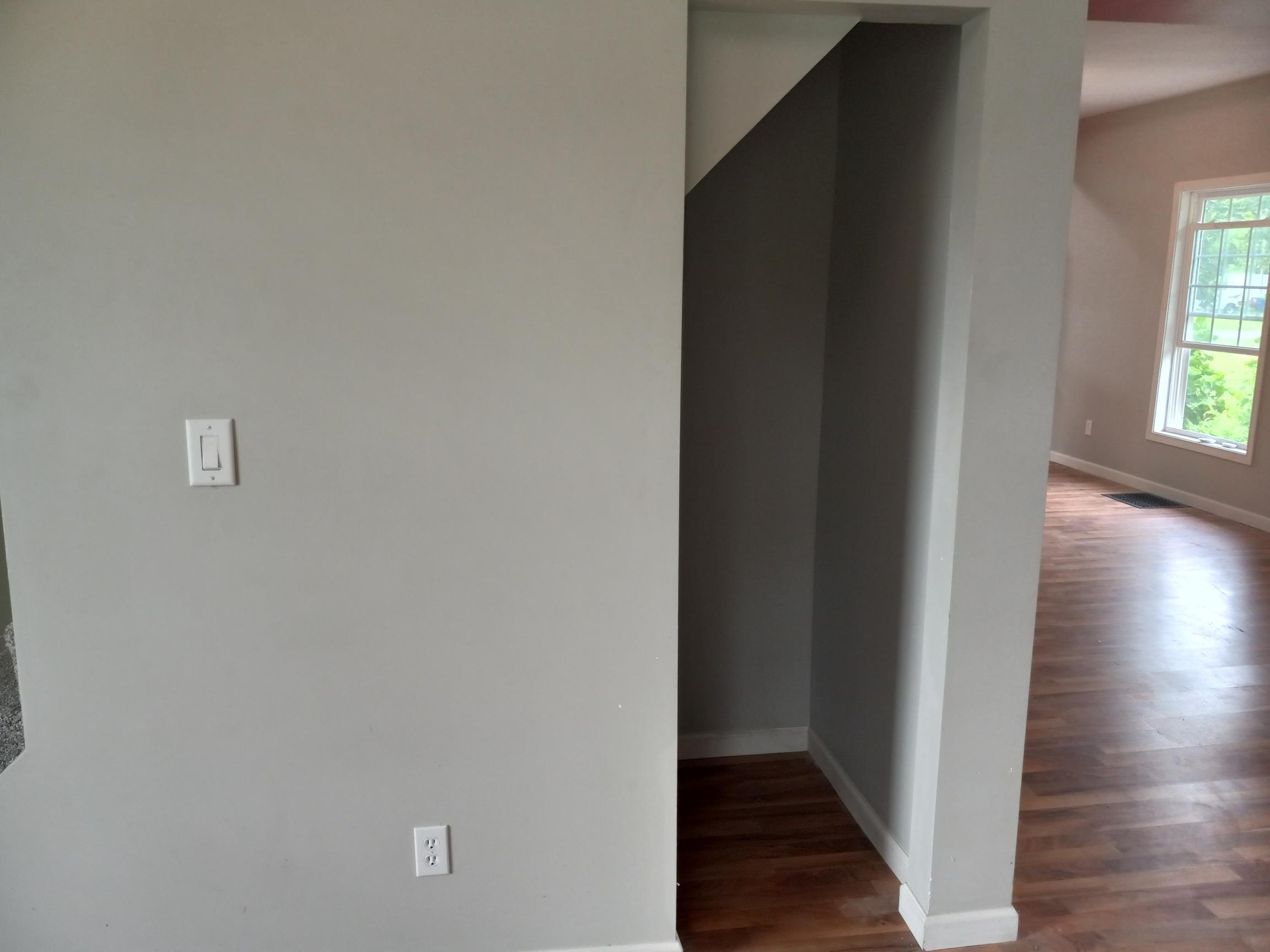 920 Territorial Road Benton Harbor, MI 49022 - Photo 5 of 21 20220728_102711