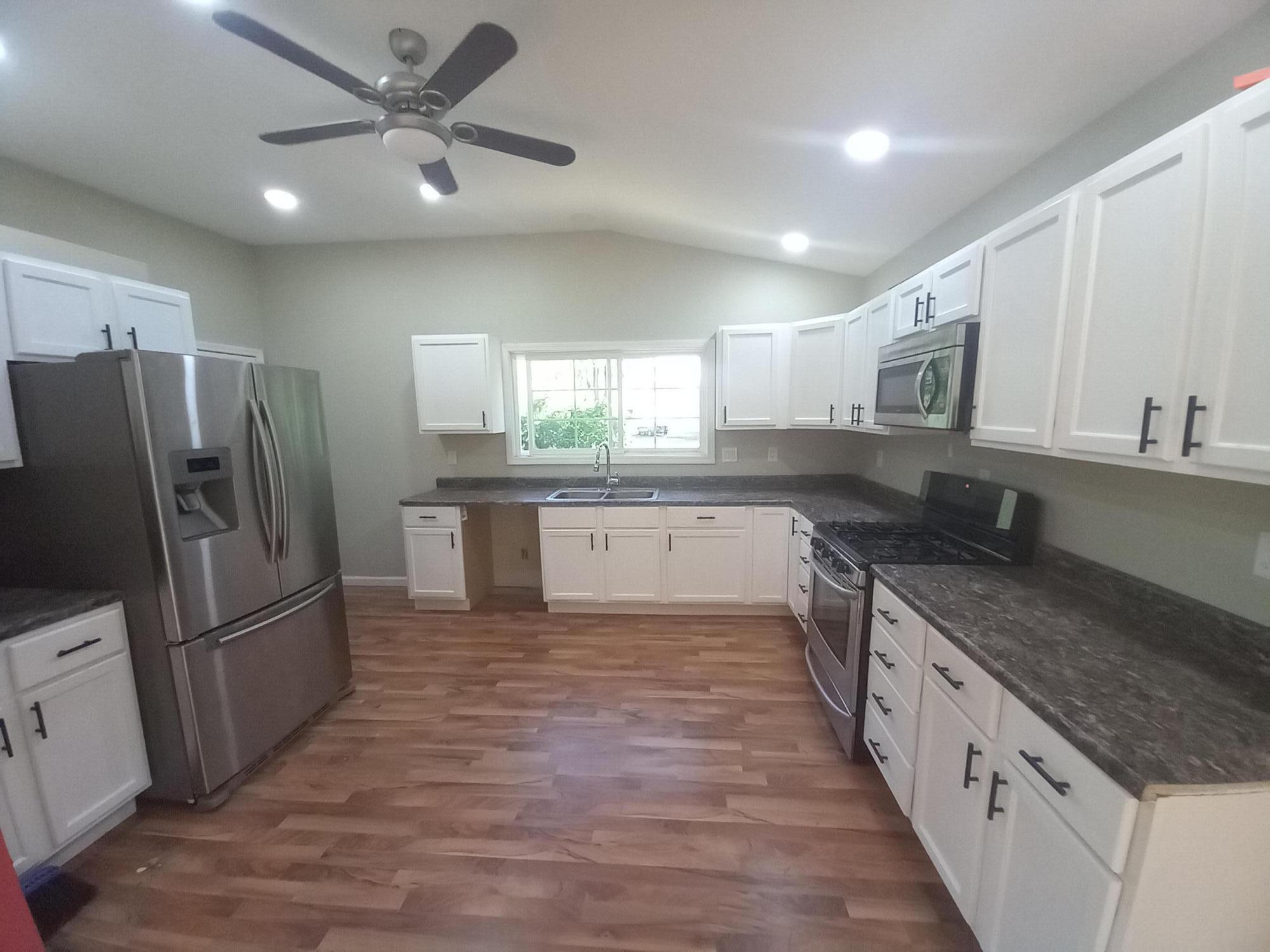 920 Territorial Road Benton Harbor, MI 49022 - Photo 6 of 21 20220802_180320