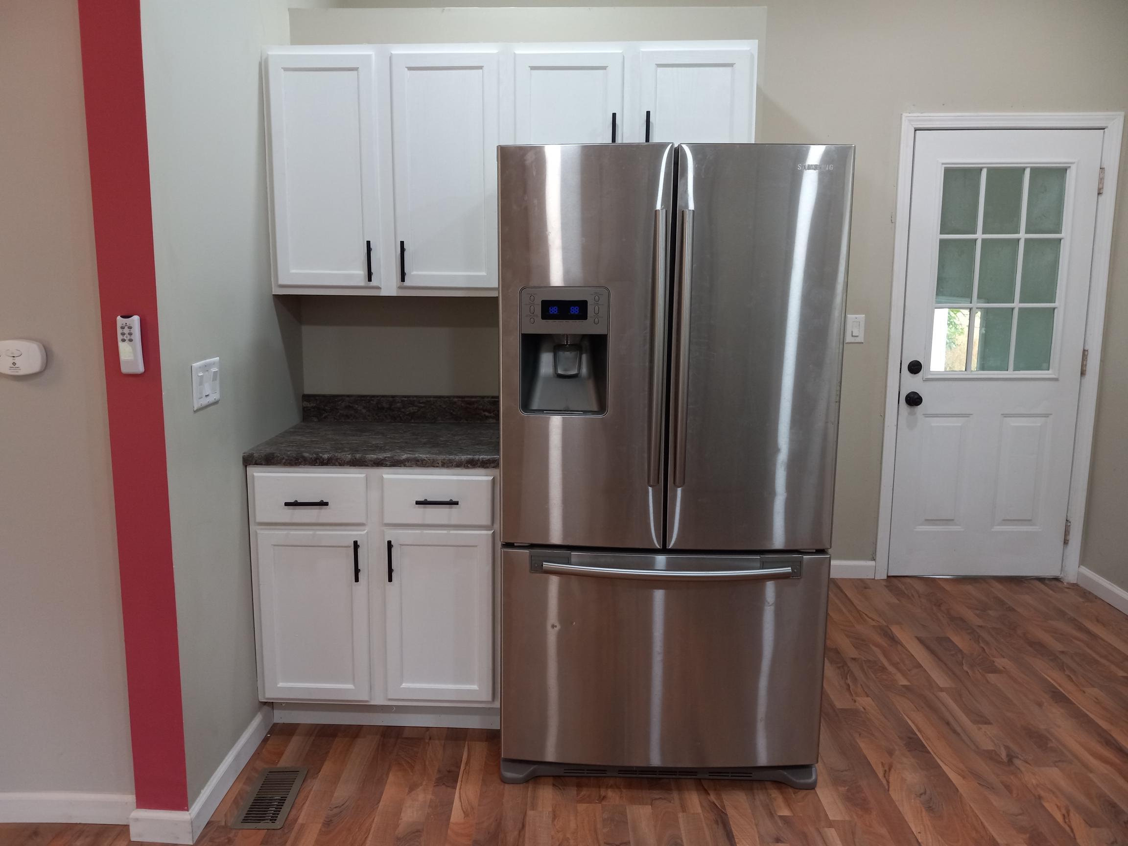 920 Territorial Road Benton Harbor, MI 49022 - Photo 8 of 21 20220728_104424