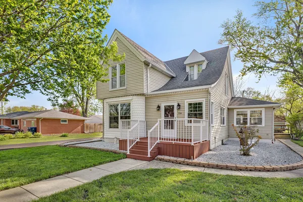 $292,500 | 704 Hill Street, Mazon, IL 60444