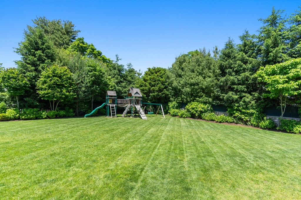10 Burnham Road Newton, MA 02465 - Photo 27 of 29