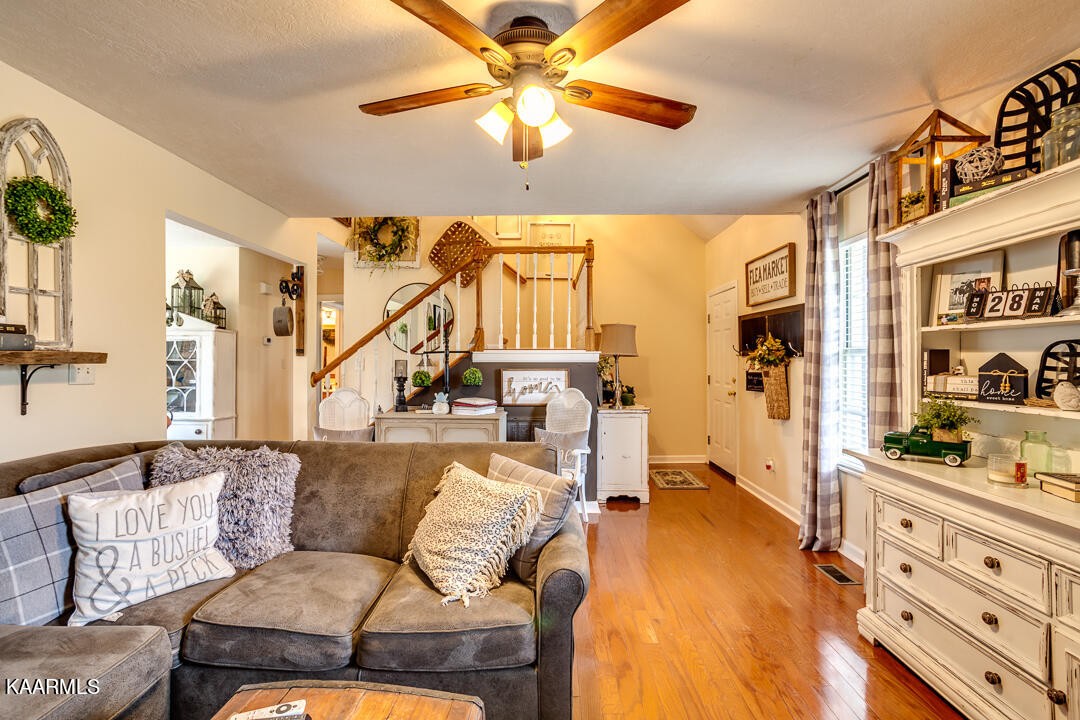 7400 Palmleaf Road Knoxville, TN 37918 - Photo 8 of 28 Gallery Image 8