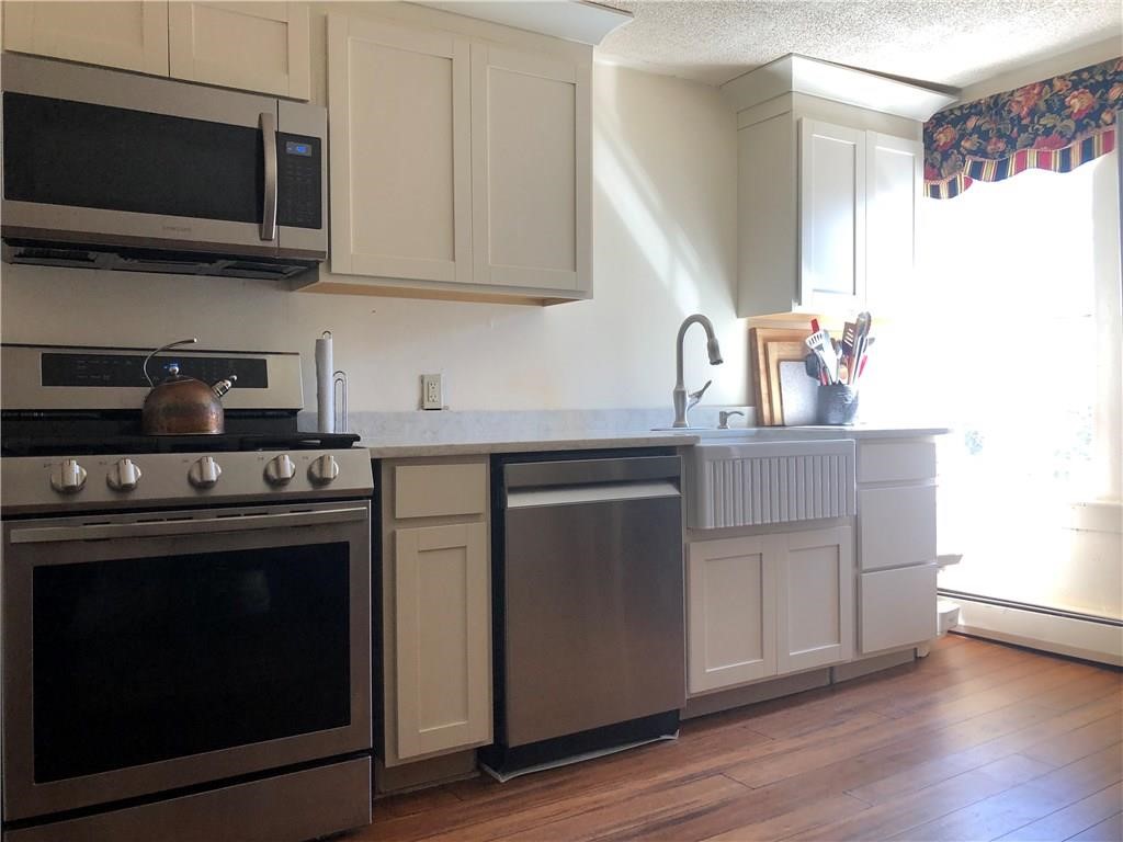 12 Washington Street, Unit 2 Bristol, RI 02809 - Photo 8 of 20