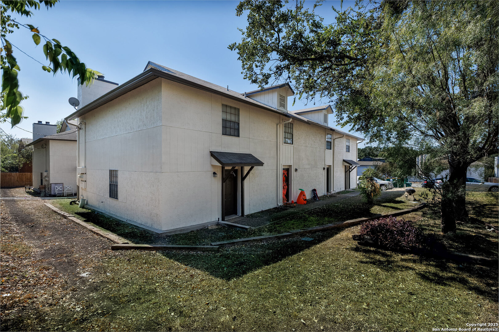 554 Dukeway Universal City, TX 78148 - Photo 4 of 19