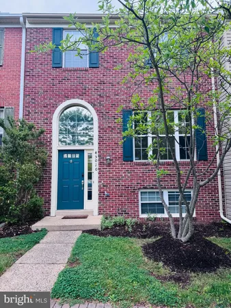 $4,000 | 45010 University Drive, Ashburn, VA 20147