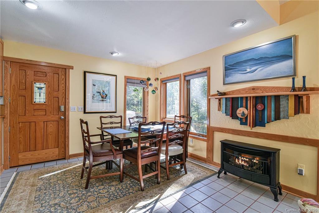20 Maple Forest Road Fairview, NC 28730 - Photo 11 of 48 Gallery Image 11