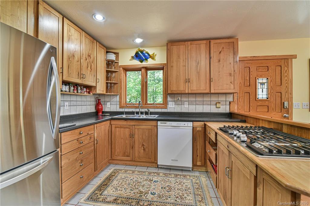 20 Maple Forest Road Fairview, NC 28730 - Photo 16 of 48 Gallery Image 16