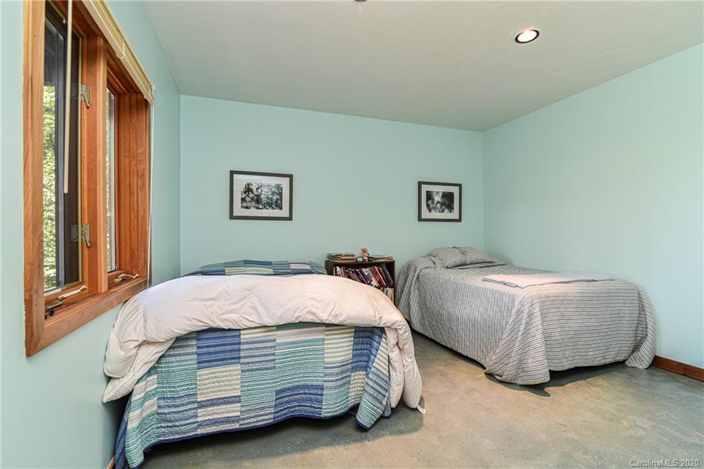 20 Maple Forest Road Fairview, NC 28730 - Photo 32 of 48 Gallery Image 32