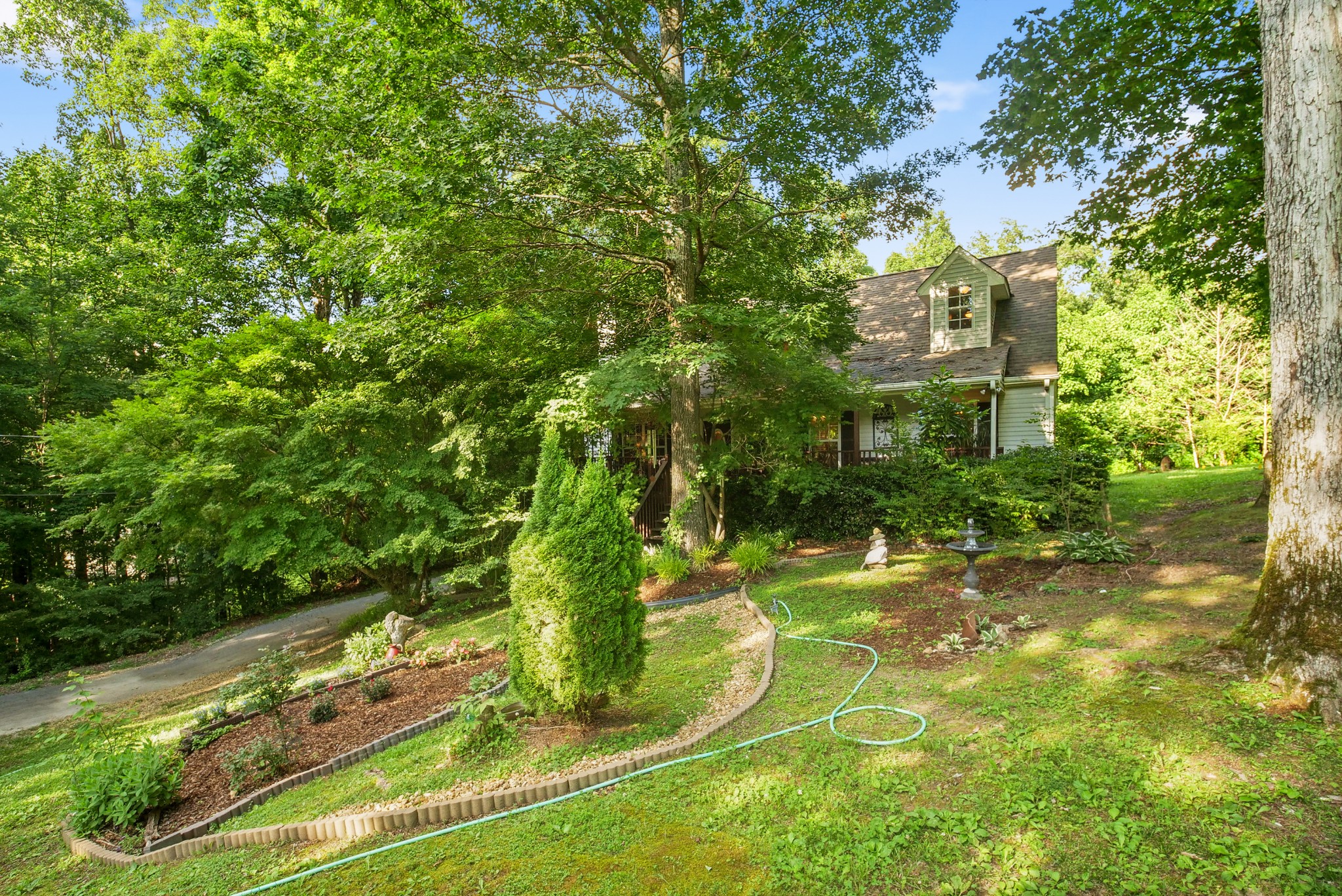 137 Gaskins Road Dickson, TN 37055 - Photo 3 of 38