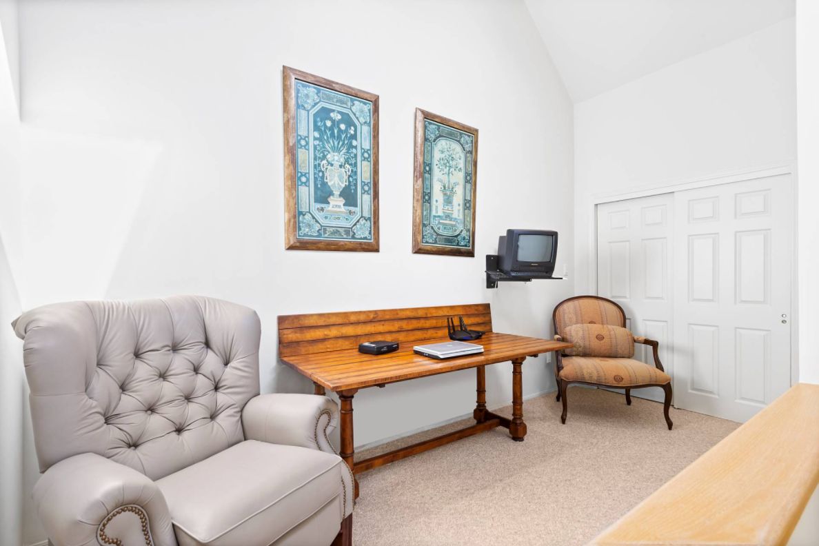 177 South Country Road Remsenburg, NY 11960 - Photo 7 of 16