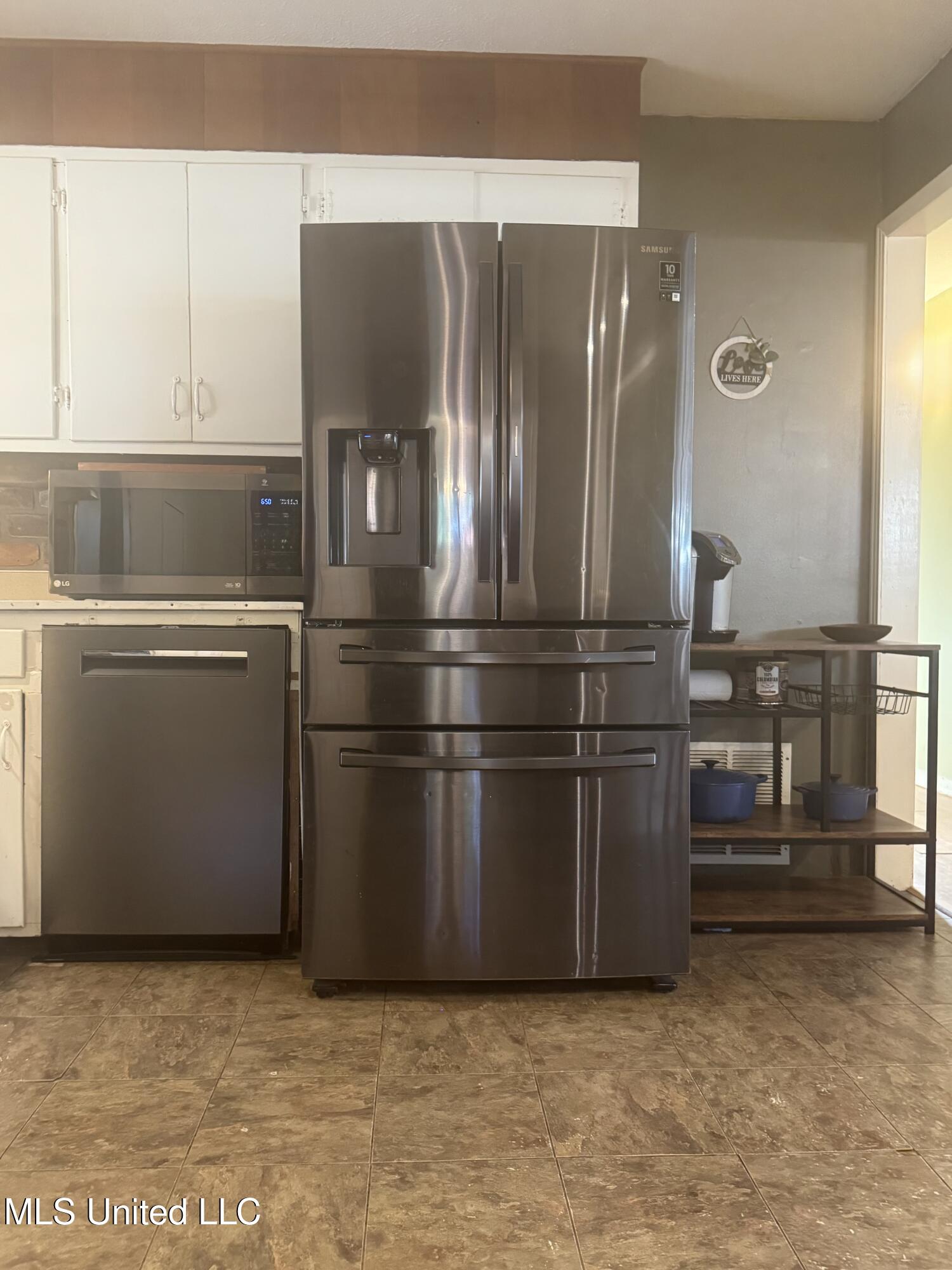 3221 46th Street Meridian, MS 39305 - Photo 11 of 41 IMG_0744