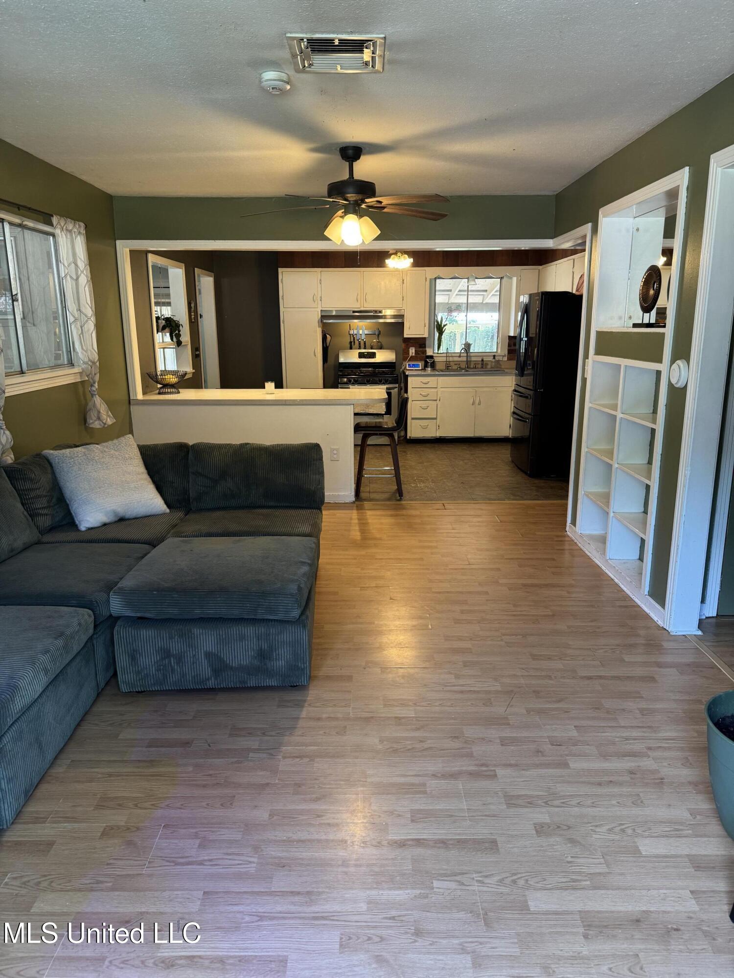 3221 46th Street Meridian, MS 39305 - Photo 20 of 41 IMG_5559