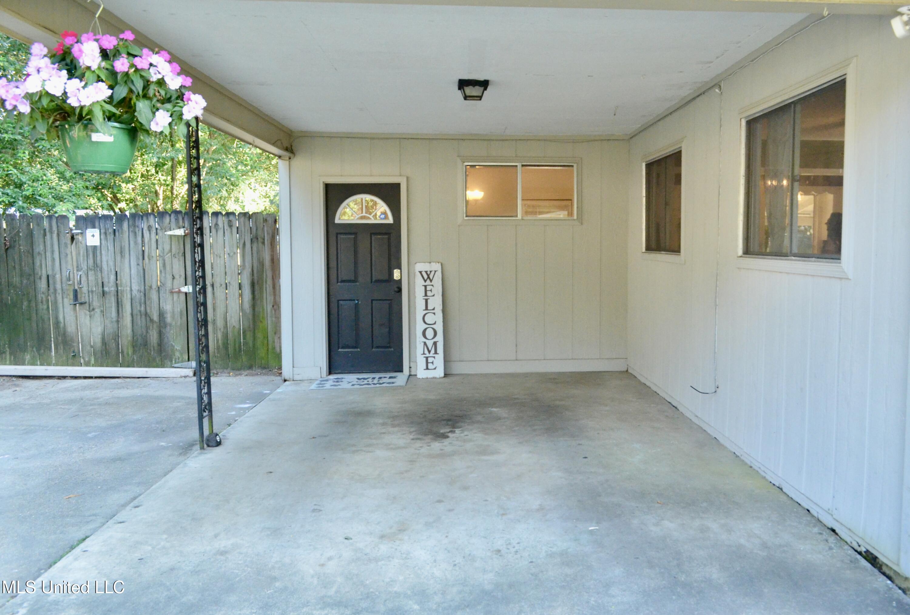 3221 46th Street Meridian, MS 39305 - Photo 6 of 41 DSC_0009