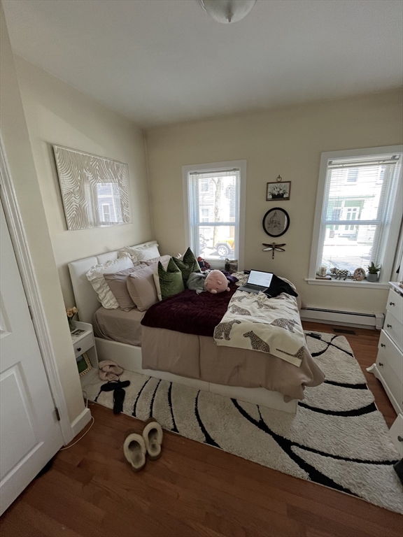 39 O Street, Unit 1 Boston, MA 02127 - Photo 11 of 26 a living room with furniture and a window
