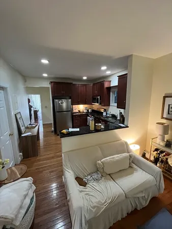 $4,550 | 39 O Street, Unit 1, Boston, MA 02127