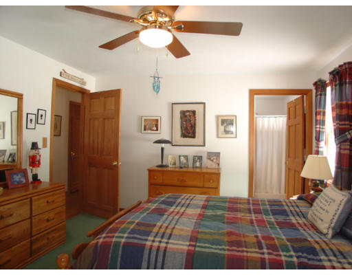 15 Bluefield Road Ashburnham, MA 01430 - Photo 8 of 12