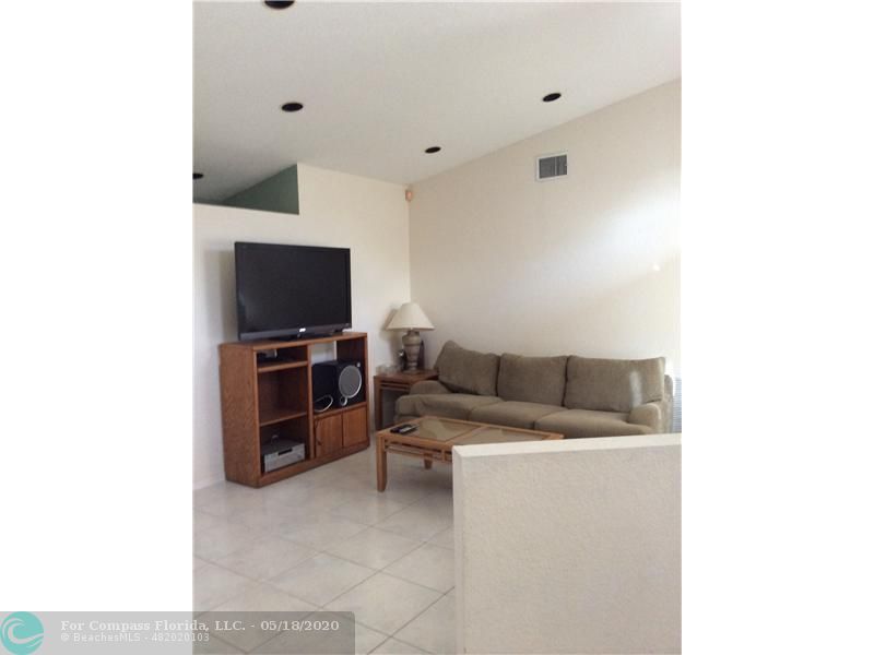 Mission Bay Boca Raton, FL 33428 - Photo 3 of 7 Living Room