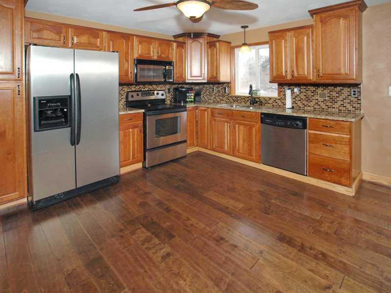 4490 New Texas Road Plum, PA 15239 - Photo 2 of 20 Kitchen.