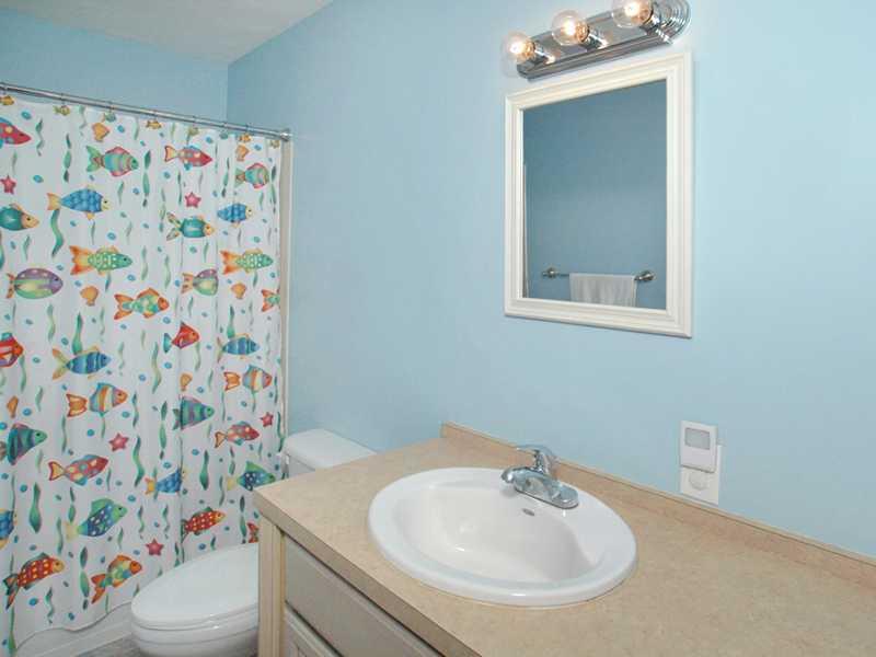 4490 New Texas Road Plum, PA 15239 - Photo 17 of 20 Full Bath.