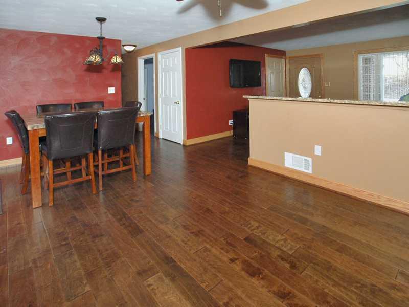 4490 New Texas Road Plum, PA 15239 - Photo 4 of 20 Kitchen.