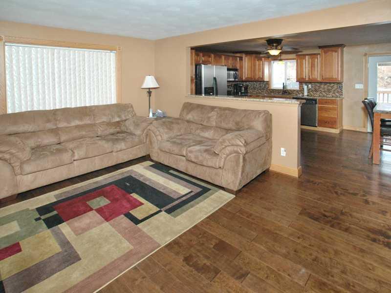4490 New Texas Road Plum, PA 15239 - Photo 8 of 20 Living Room.