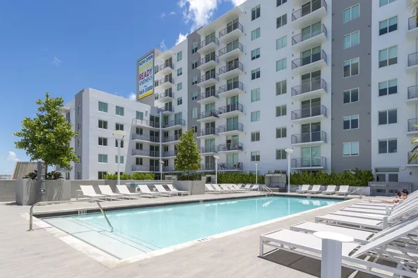 $2,357 | 729 Northwest 2nd Street, Unit 524, Miami, FL 33128