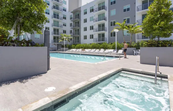 $2,357 | 729 Northwest 2nd Street, Unit 524, Miami, FL 33128